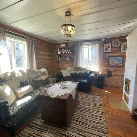 Feriehus Posti Tiny House With Garden