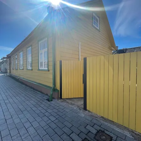 Σπίτι διακοπών Posti Tiny House With Garden